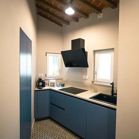 Apartment Lucca105- La Corte - Intimate And Cozy *
